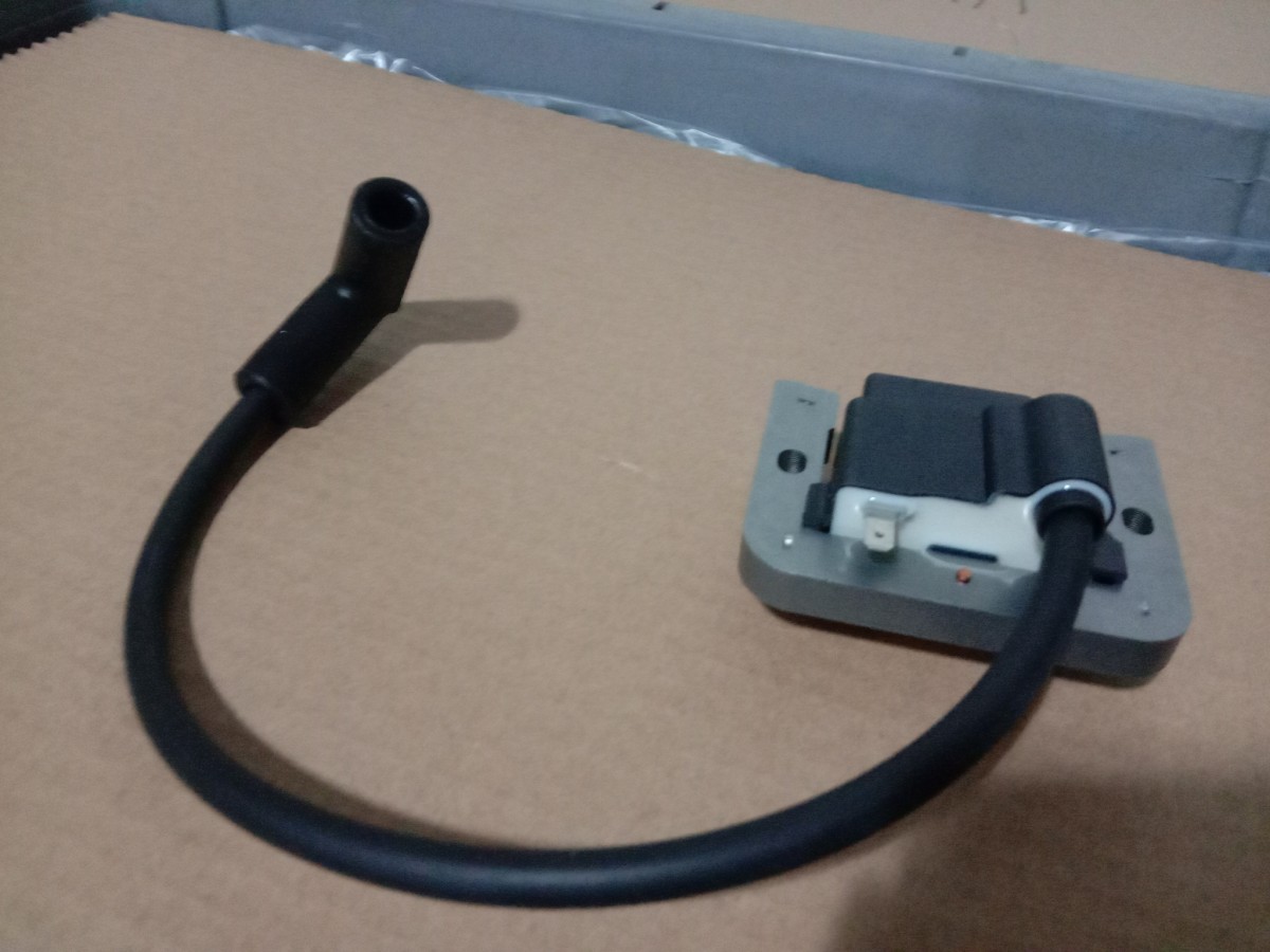 ignition coil for generator (10)