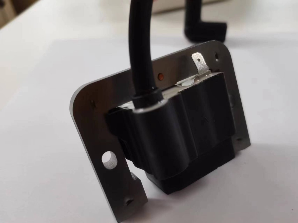 ignition coil for generator (22)